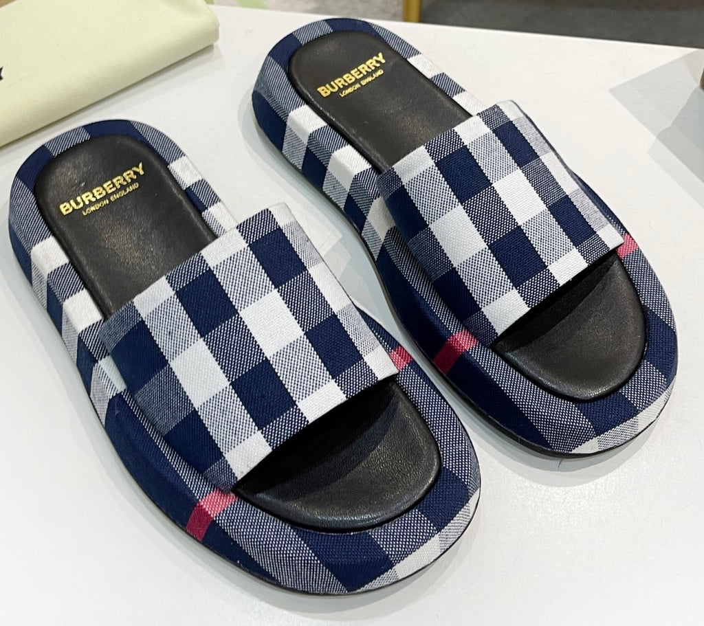 Berry Platform Sandals image 2