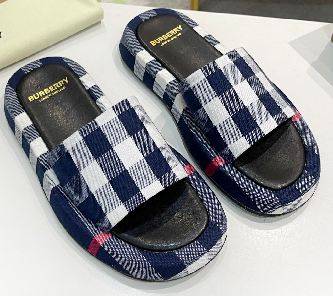 Berry Platform Sandals image 2