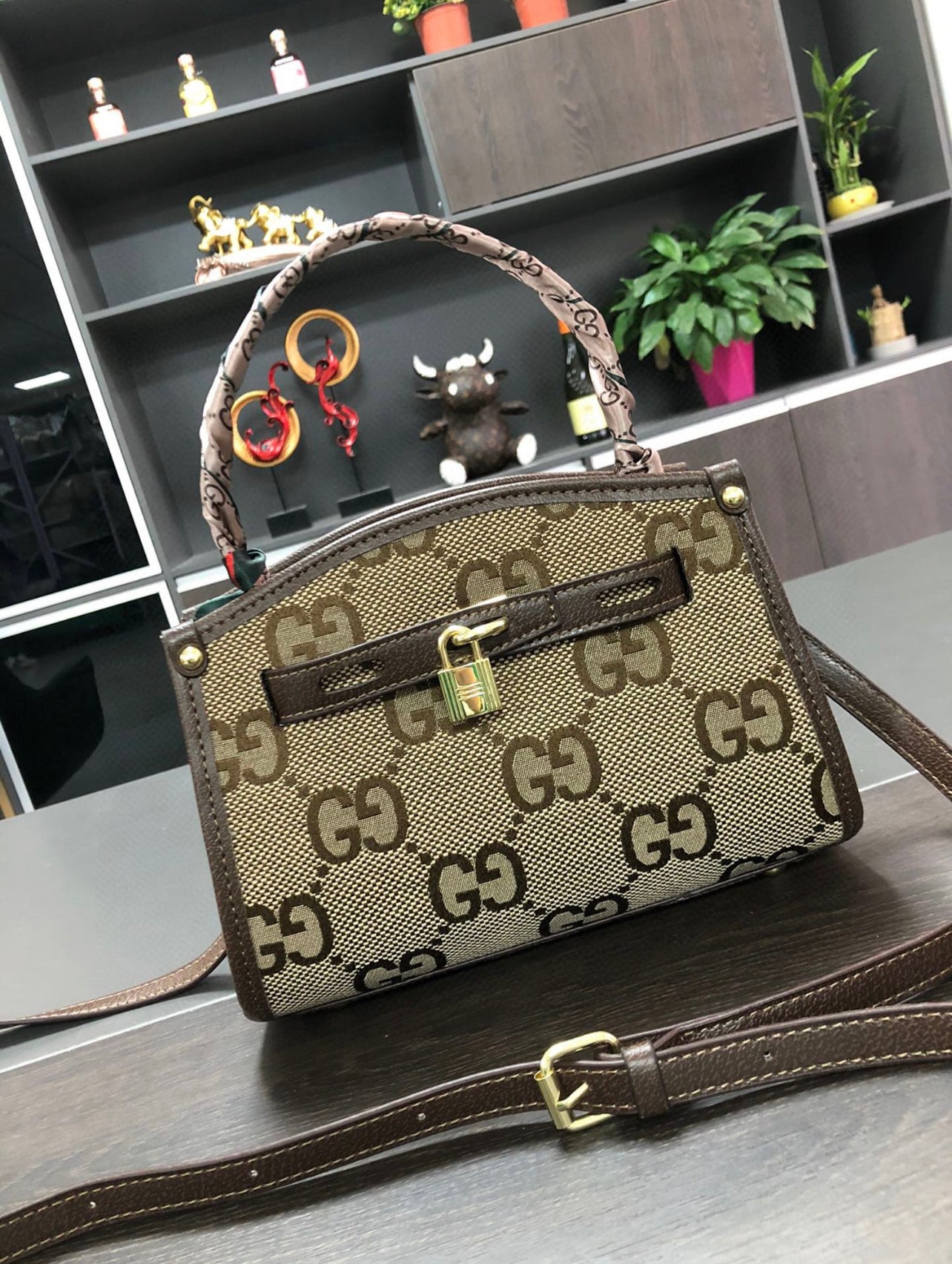 GG Lock It Bag image 0