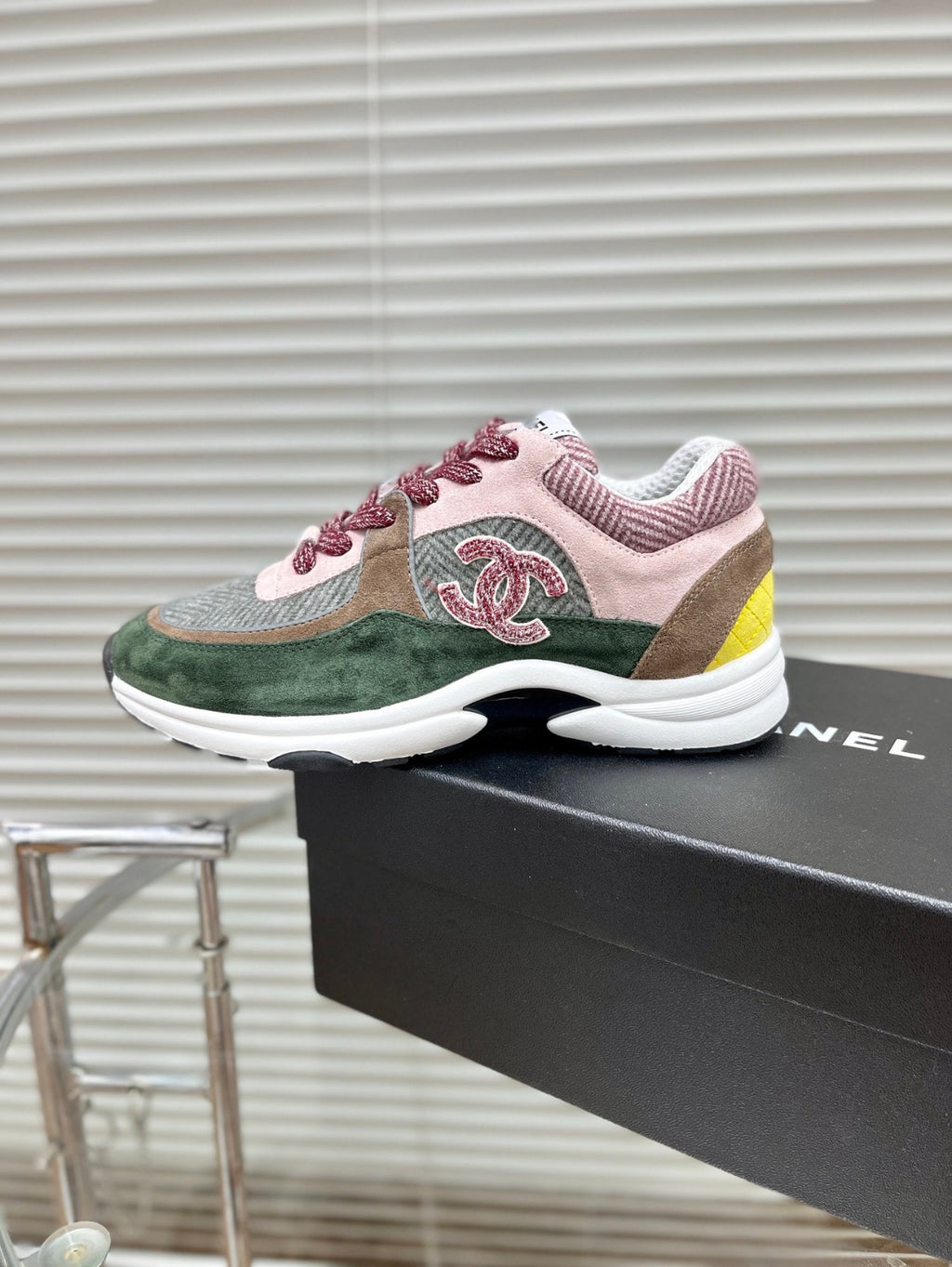 Nellys  Sneakers image 3