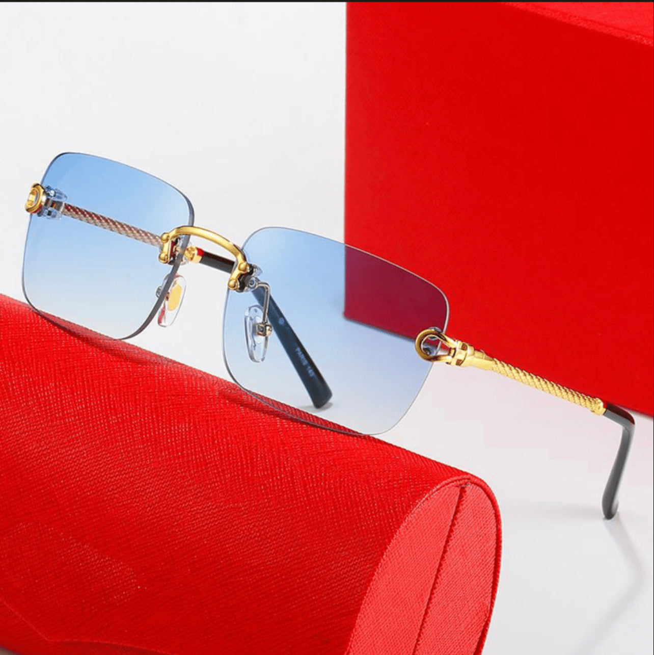 Carti Glasses image 3