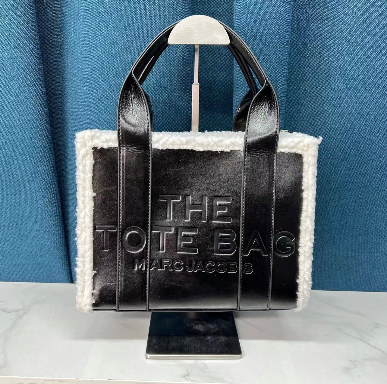 Metallic Tote Bag image 4
