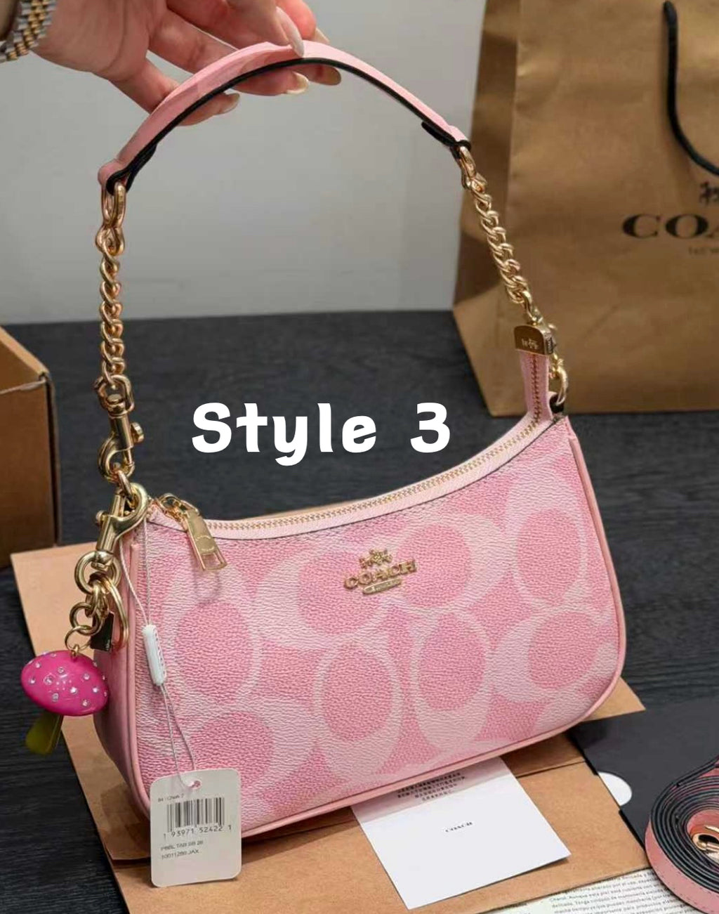Coach Pinky Purse  image 2
