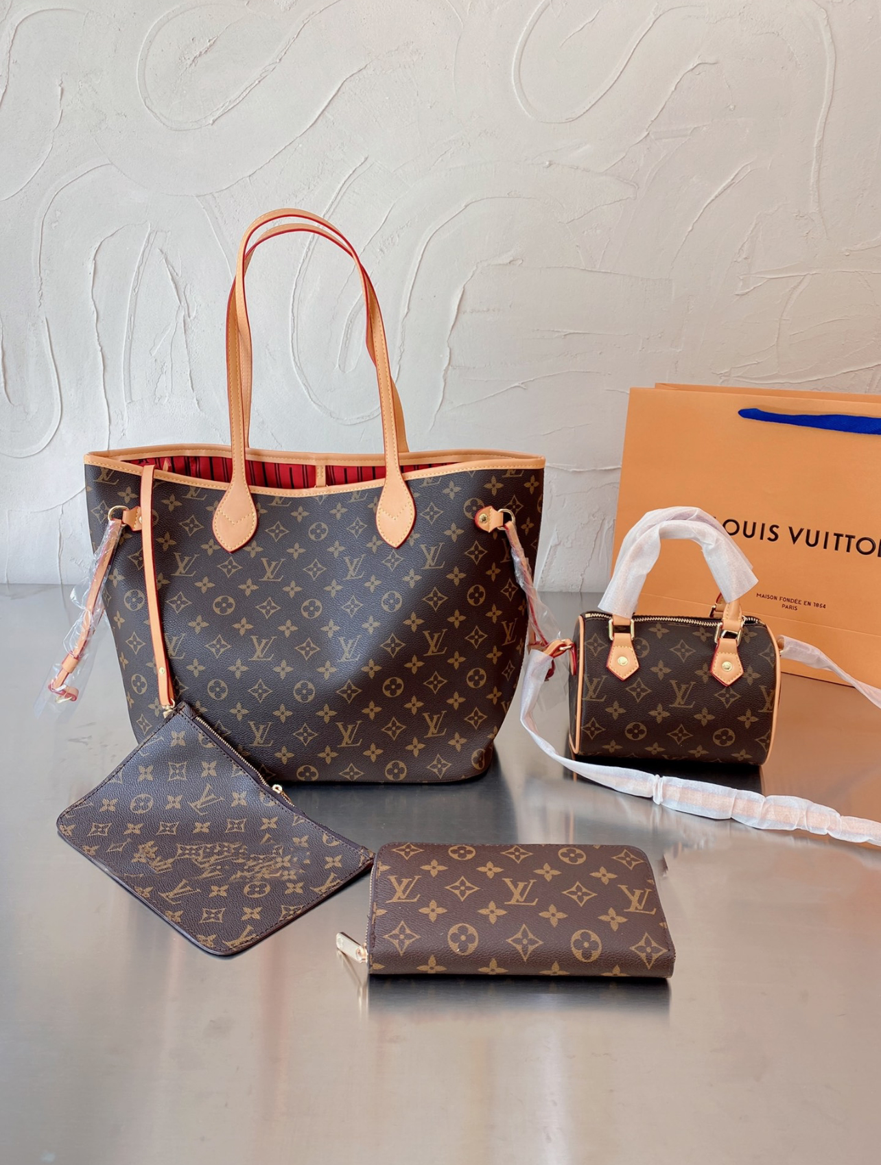 LV The Original Set image 0