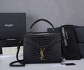 Saint Cassandra Shoulder Bag image 0