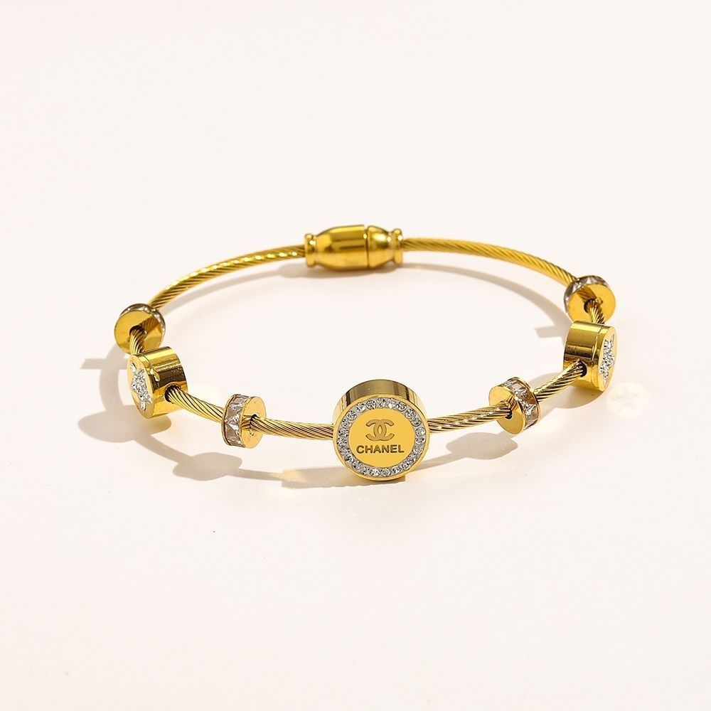 LV Bracelet image 1