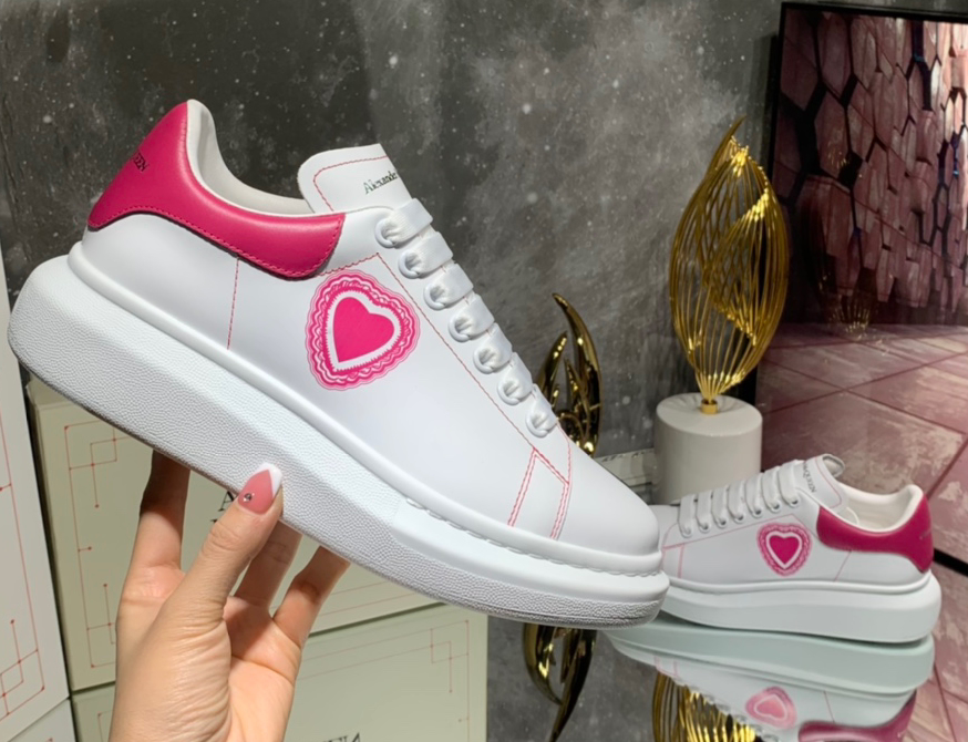 Queen Hearts Sneakers image 0