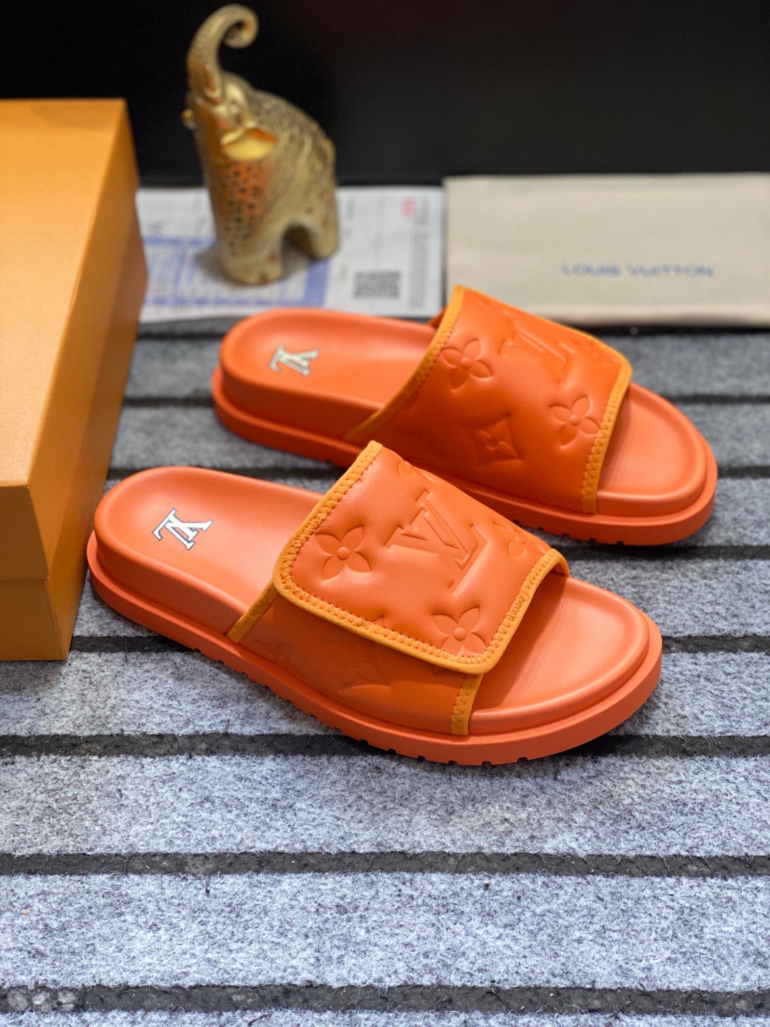 LV Mens Slides image 1