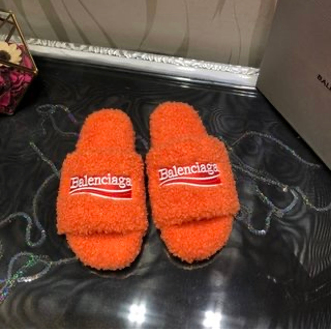 BB Fuzzy Slippers / Slides image 3
