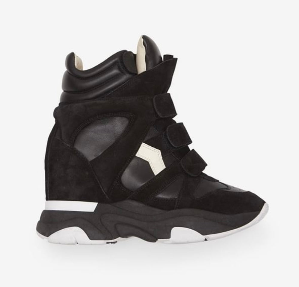 Isabel Sneakers image 1