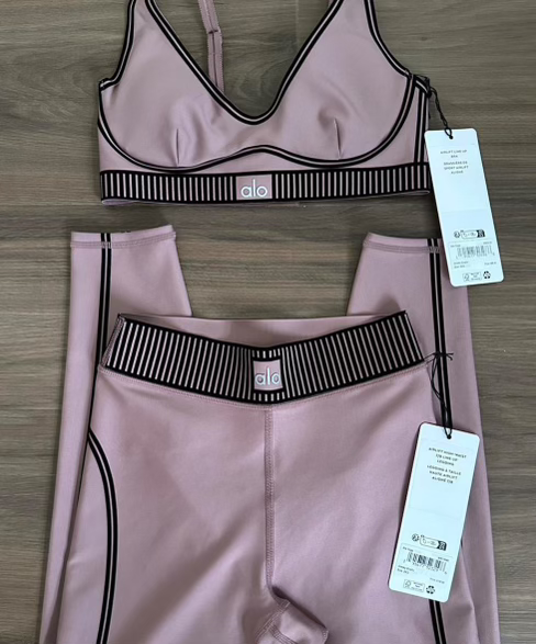 Alo 2 Piece Set image 2